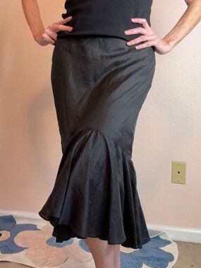 Vintage Four Seasons 100% silk mermaid ruffle skirt Sz 8 - modern 0/2